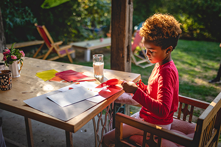 Kid making art